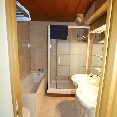 Vakantiehuis Complex Near Mirepoix In The Pyrenees *