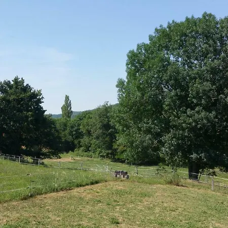 Hébergement de vacances Complex Near Mirepoix In The Pyrenees *