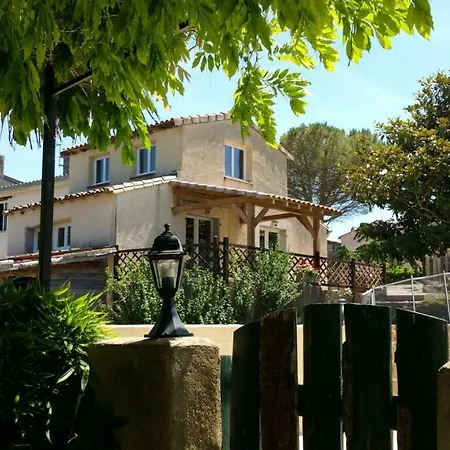 Complex Near Mirepoix In The Pyrenees Vakantiehuis