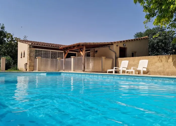 Complex Near Mirepoix In The Pyrenees Дом отдыха *